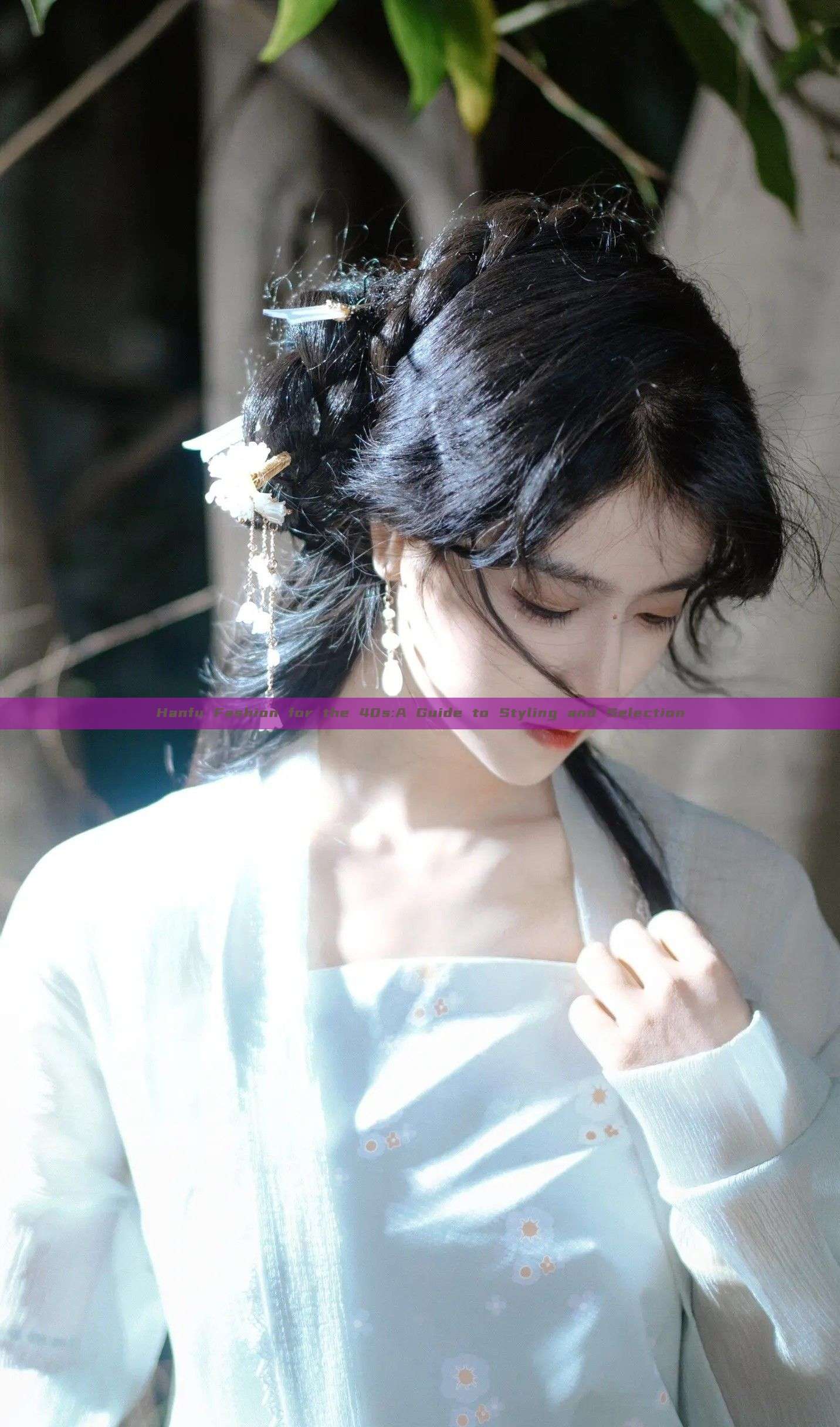 Hanfu Fashion for the 40s:A Guide to Styling and Selection