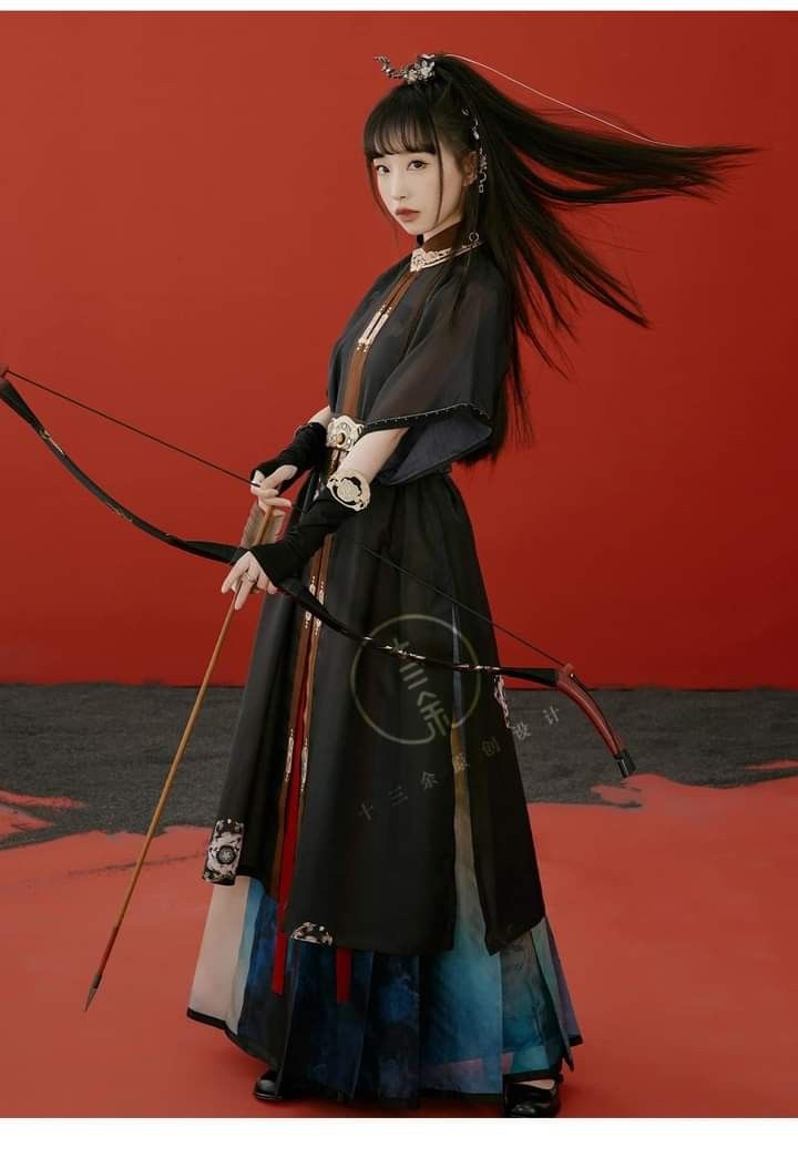Embracing the Past:Empress Wu Zetians Ancient Hanfu Costumes Embracing the Past:Empress Wu Zetians Ancient Hanfu Costumes