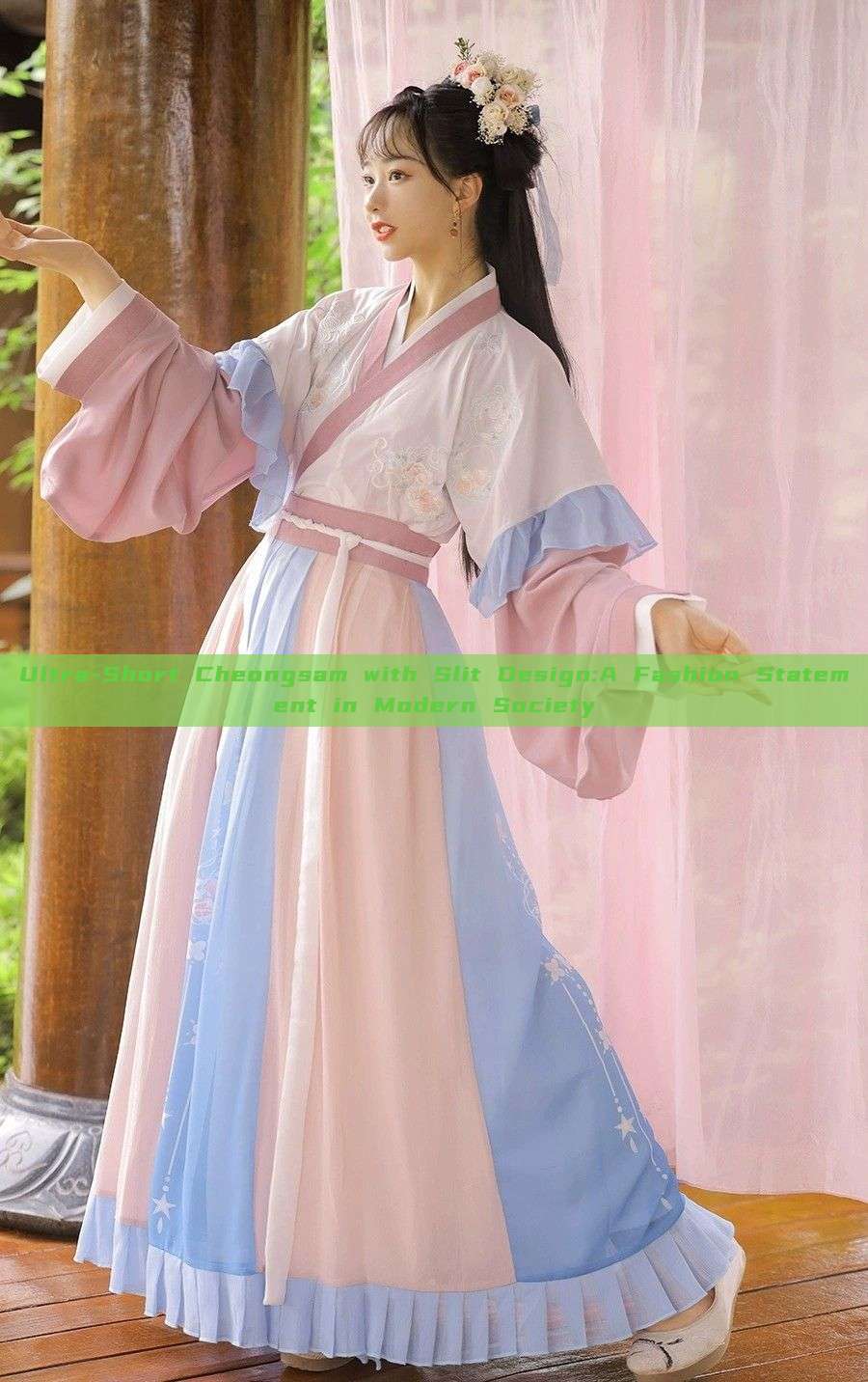 Ultra-Short Cheongsam with Slit Design:A Fashion Statement in Modern Society Ultra-Short Cheongsam with Slit Design:A Fashion Statement in Modern Society