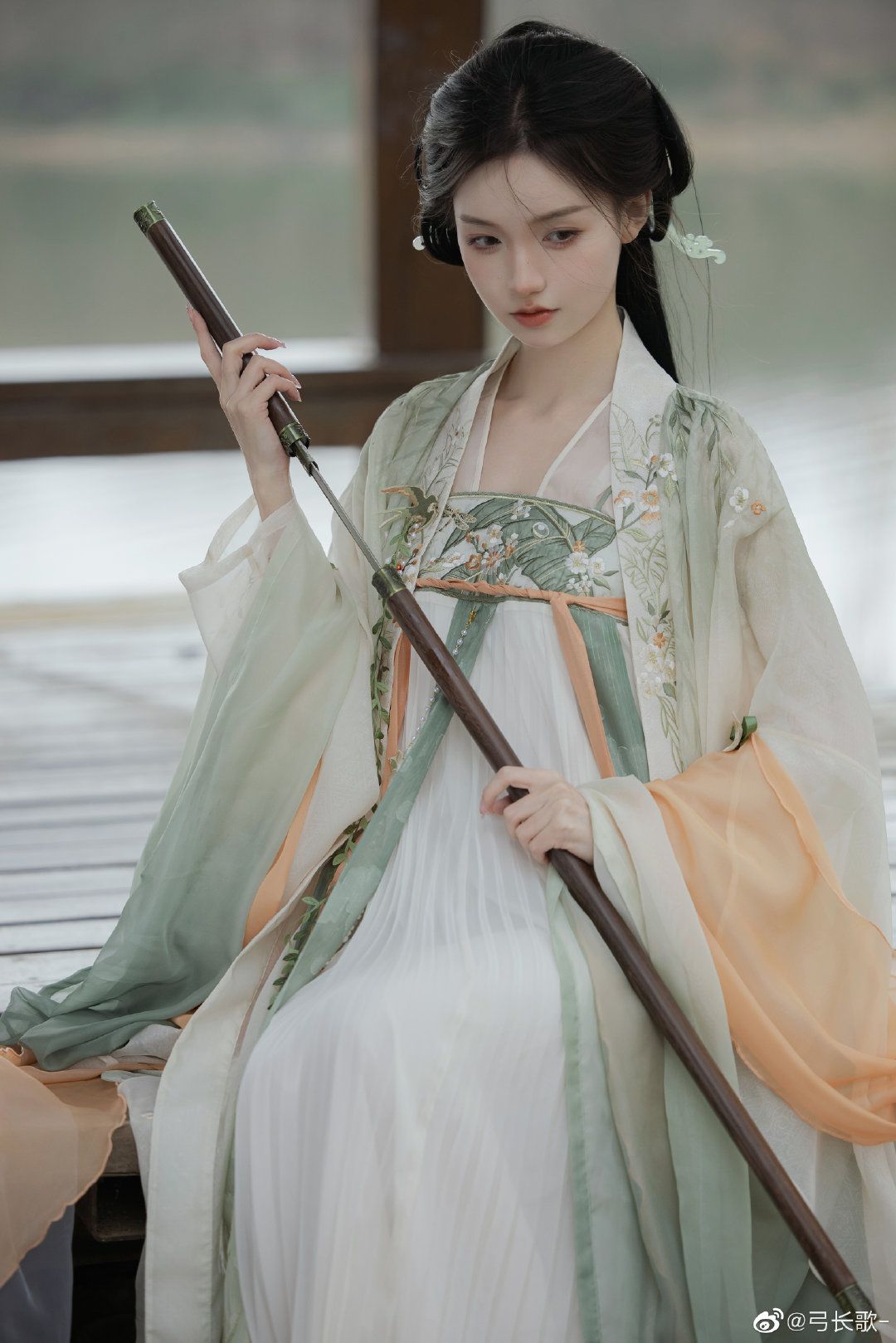 The Enchanting World of a Piscean Hanfu Lady The Enchanting World of a Piscean Hanfu Lady