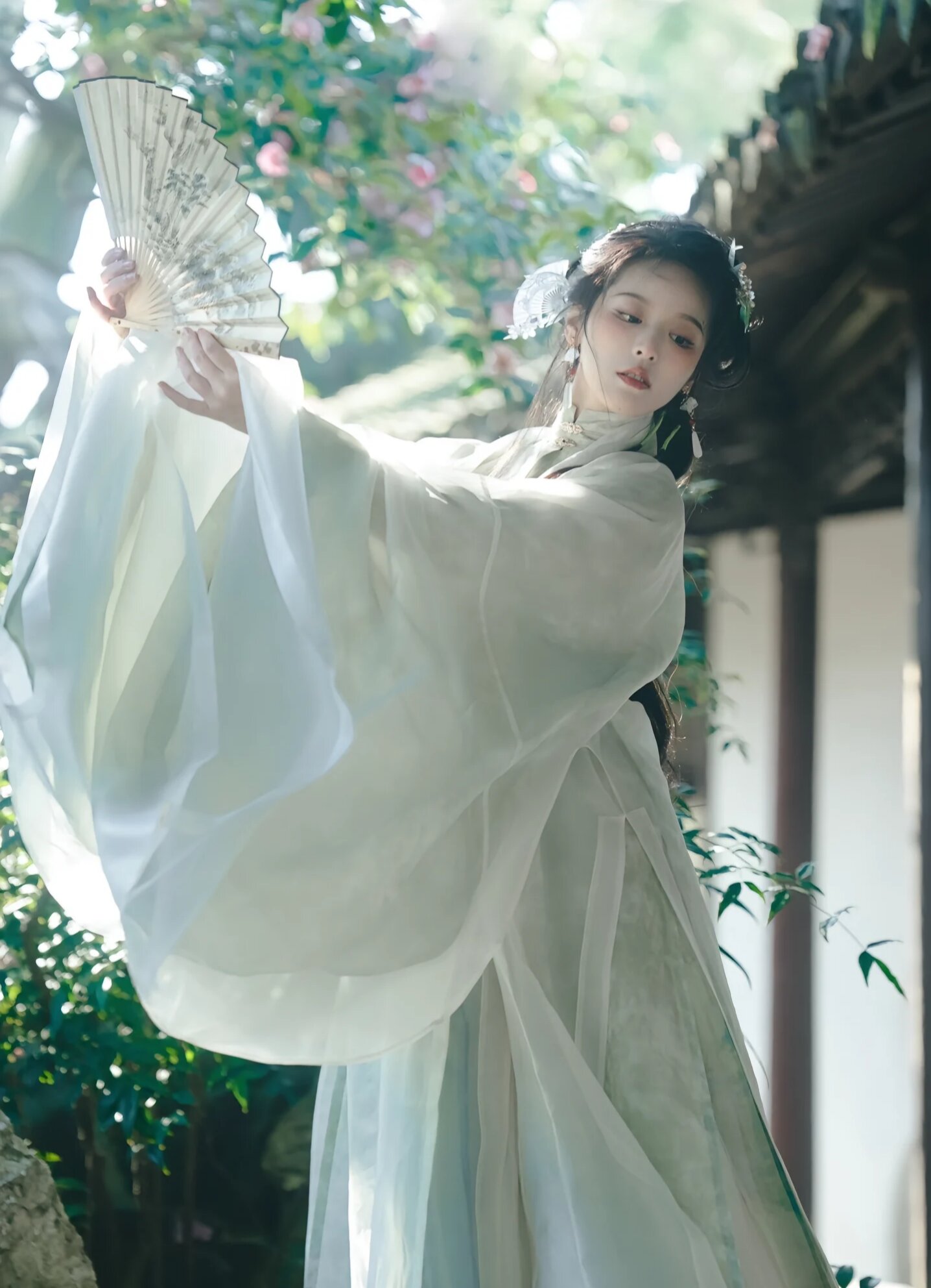 Reinventing Traditional Chinese Womens Fashion:The New Wave of Qipao in 2025 Reinventing Traditional Chinese Womens Fashion:The New Wave of Qipao in 2025