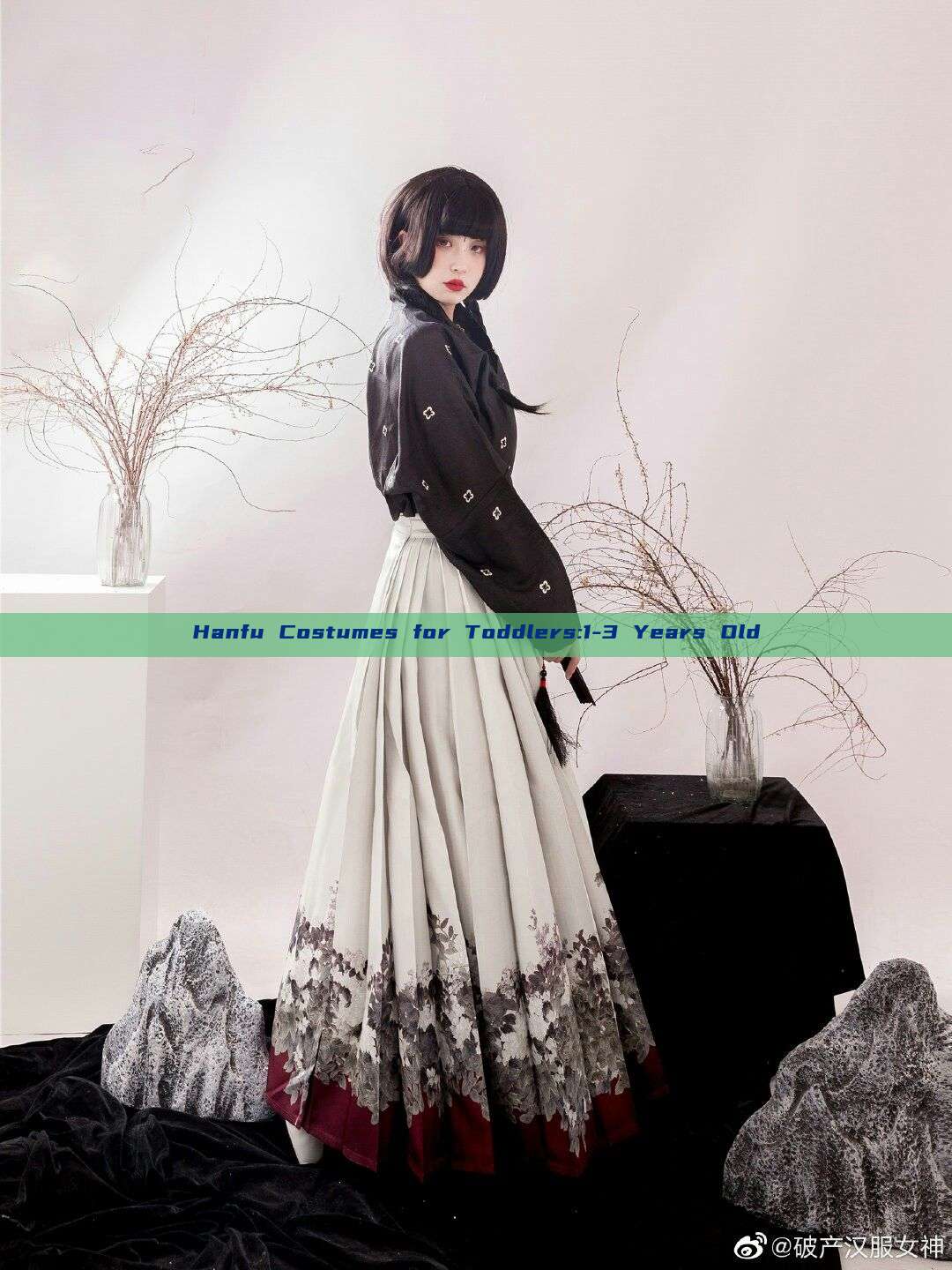 Hanfu Costumes for Toddlers:1-3 Years Old Hanfu Costumes for Toddlers:1-3 Years Old