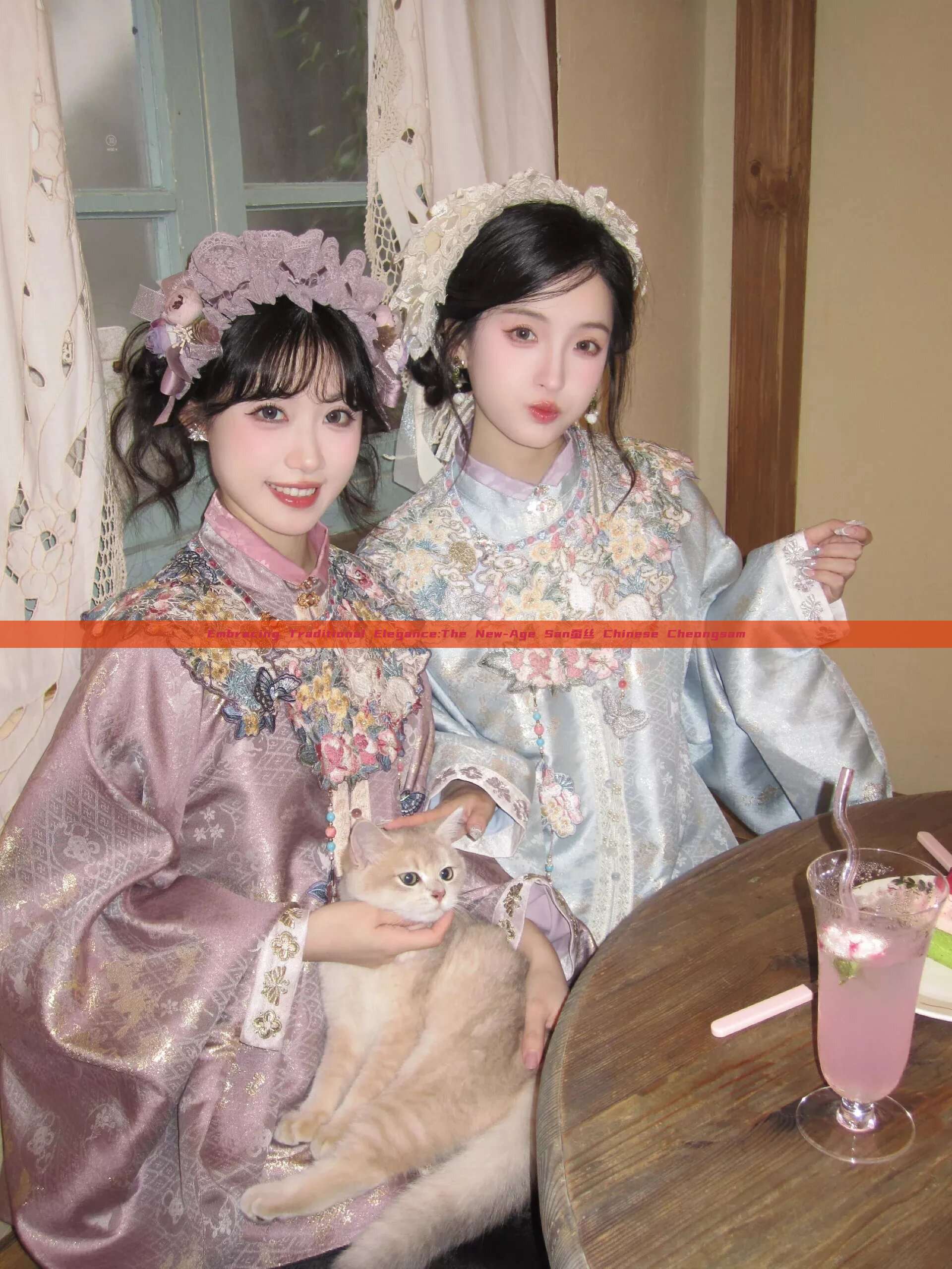 Embracing Traditional Elegance:The New-Age San蚕丝 Chinese Cheongsam