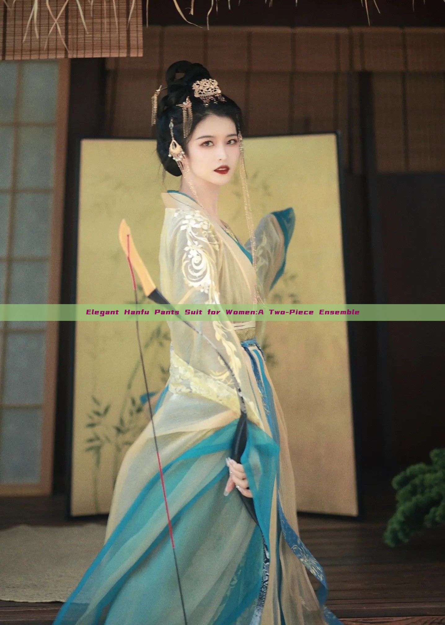 Elegant Hanfu Pants Suit for Women:A Two-Piece Ensemble Elegant Hanfu Pants Suit for Women:A Two-Piece Ensemble