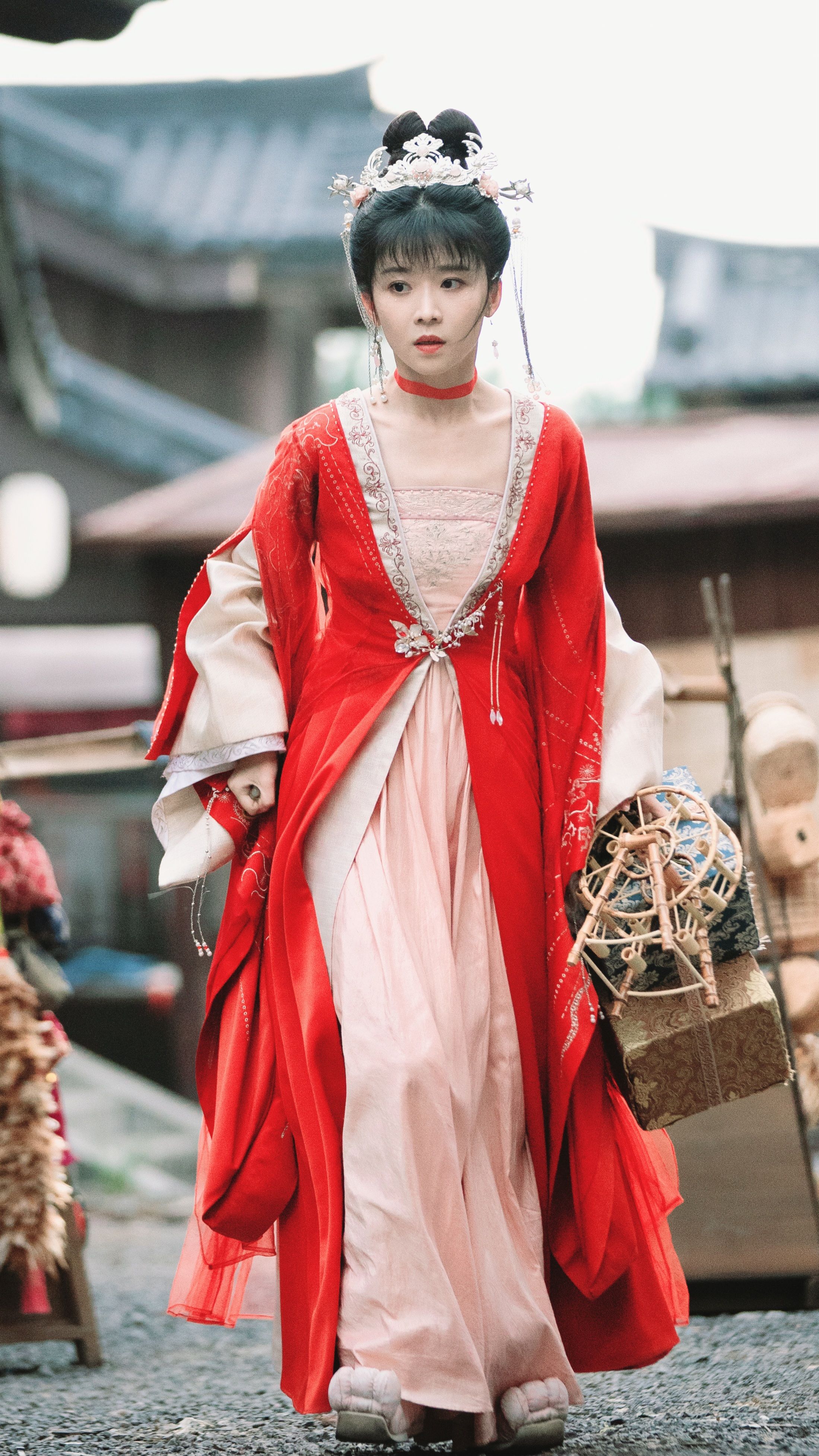 Winter Cheongsam with an Outer Layer:A Fashionable and Warm Combination Winter Cheongsam with an Outer Layer:A Fashionable and Warm Combination