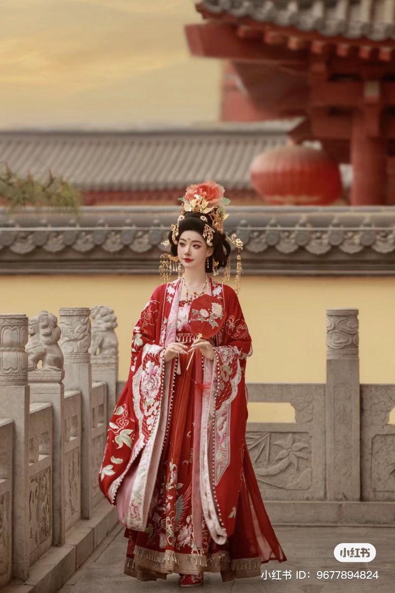 Ancient Charm of Hanfu Vests:Unveiling the Traditional Beauty of Chinese Heritage Ancient Charm of Hanfu Vests:Unveiling the Traditional Beauty of Chinese Heritage