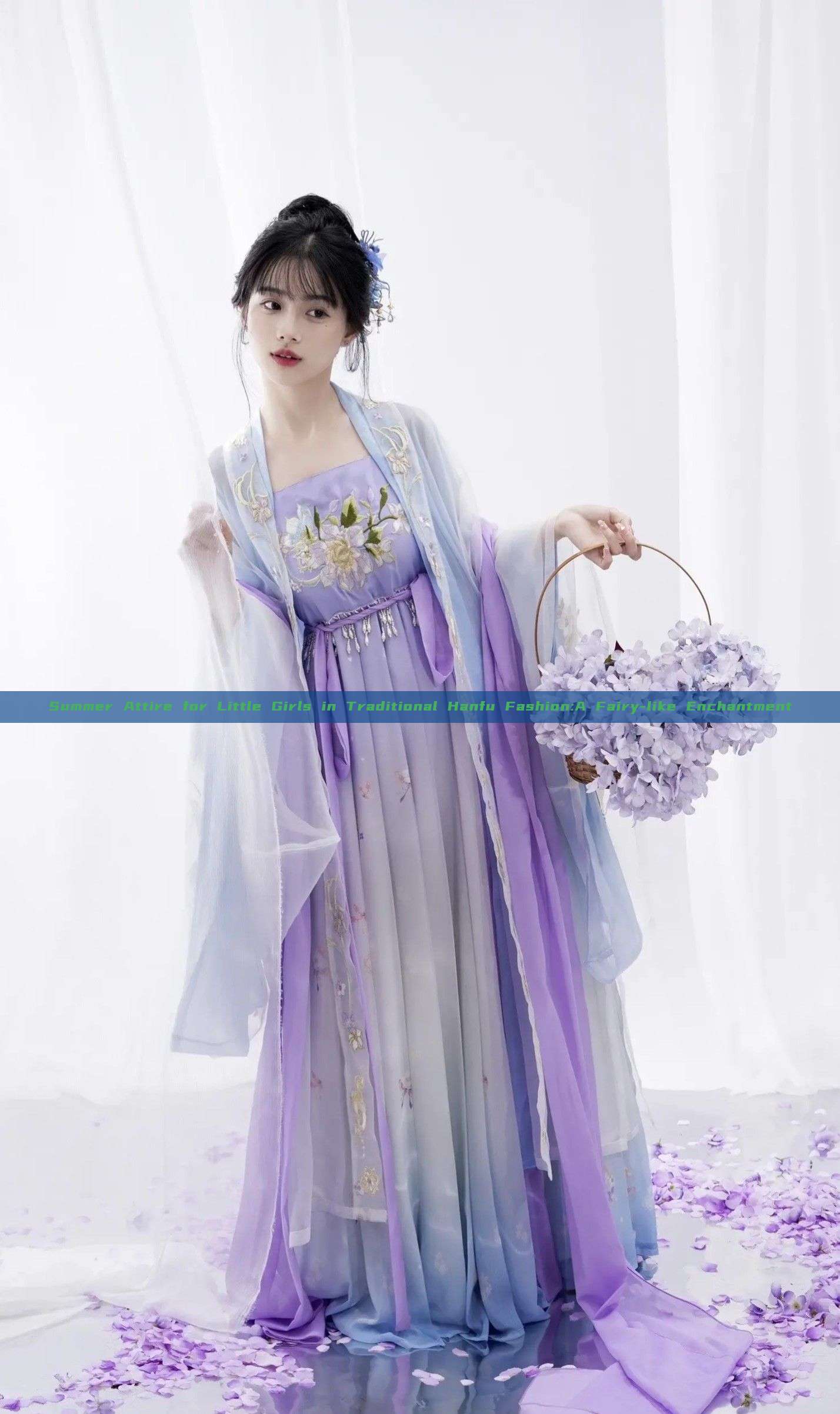Summer Attire for Little Girls in Traditional Hanfu Fashion:A Fairy-like Enchantment Summer Attire for Little Girls in Traditional Hanfu Fashion:A Fairy-like Enchantment