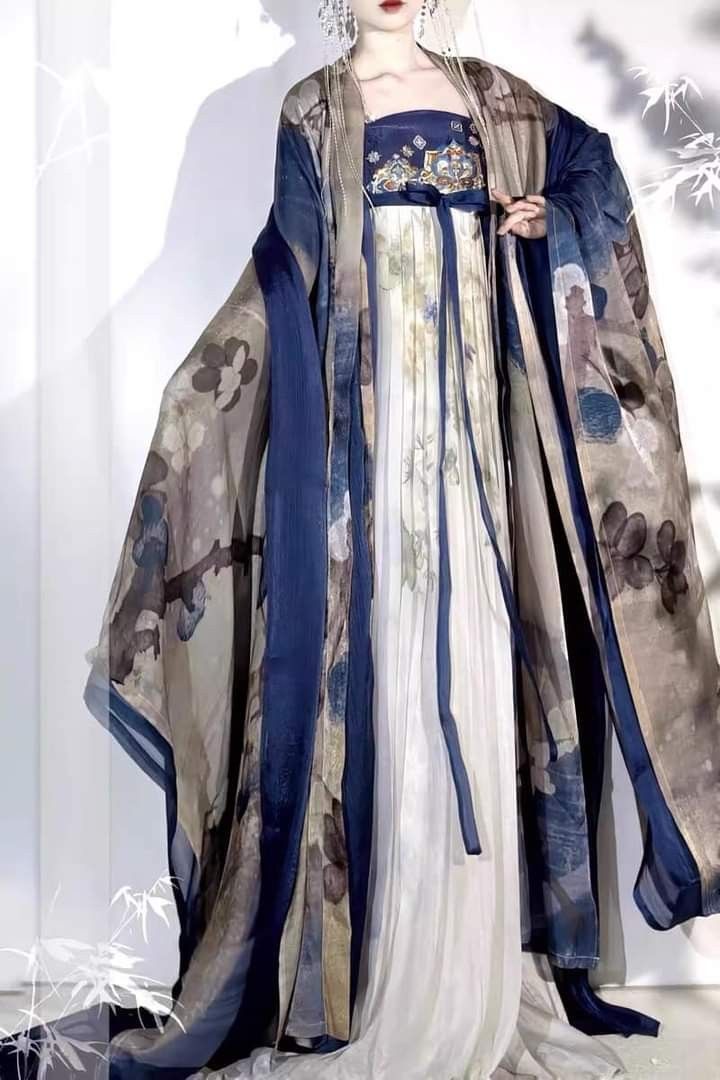 Green Hanfu Costumes for Little Girls:A Glimpse into Traditional Chinese Elegance Green Hanfu Costumes for Little Girls:A Glimpse into Traditional Chinese Elegance