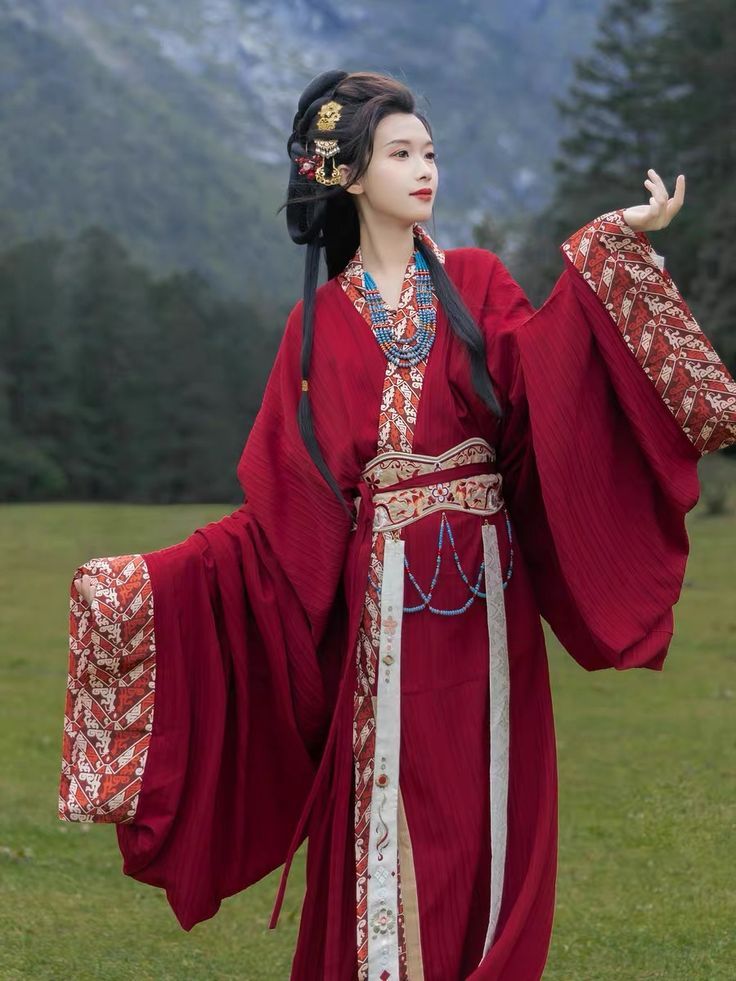 Reimagining the Cheongsam Dress for the Plus-Size Beauty Reimagining the Cheongsam Dress for the Plus-Size Beauty
