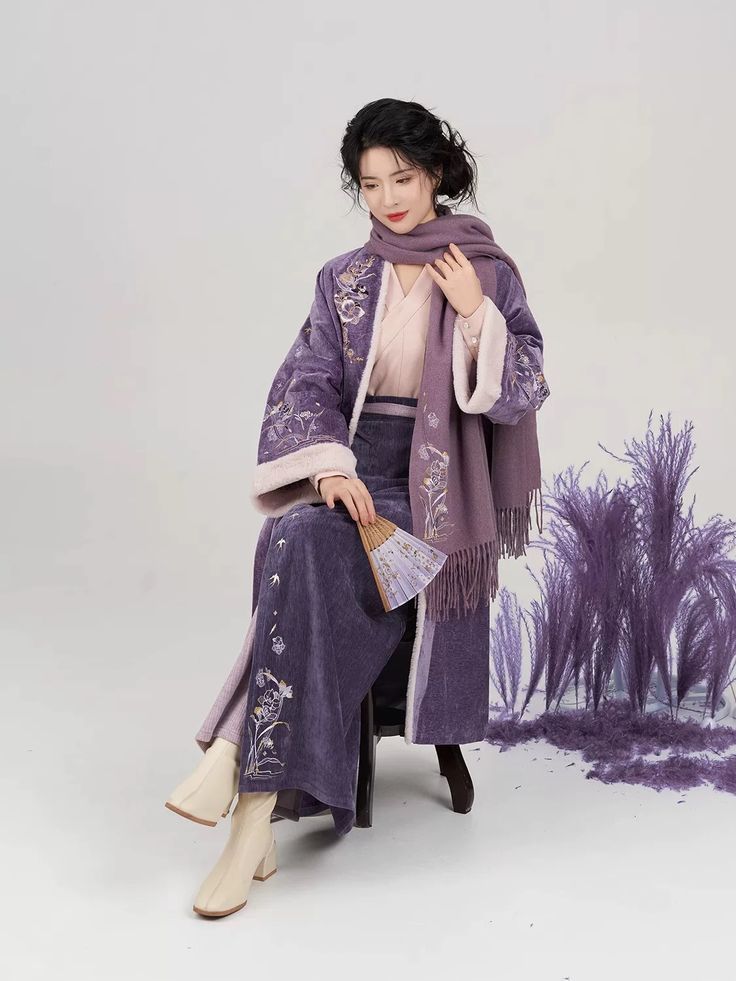 Long-sleeved Girls Hanfu Traditional Chinese Dress:A Cultural Journey Long-sleeved Girls Hanfu Traditional Chinese Dress:A Cultural Journey