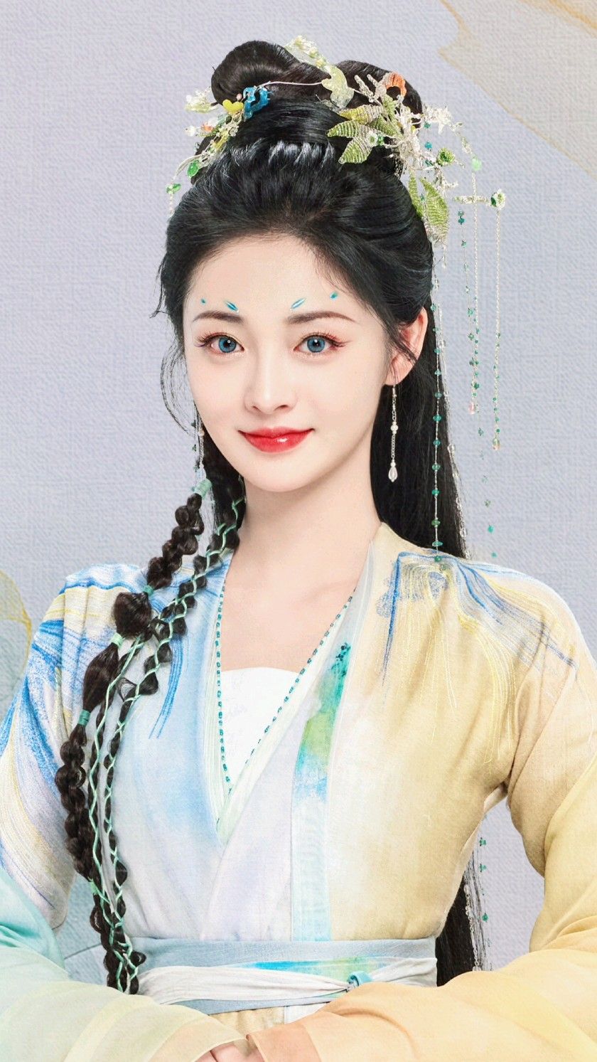 Enhanced Qipao Design for Girls in Autumn:A Fashionable Evolution Enhanced Qipao Design for Girls in Autumn:A Fashionable Evolution