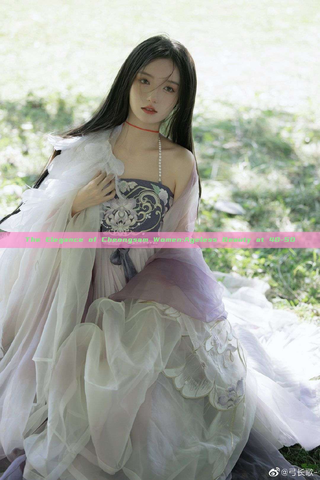 The Elegance of Cheongsam Women:Ageless Beauty at 40-50 The Elegance of Cheongsam Women:Ageless Beauty at 40-50