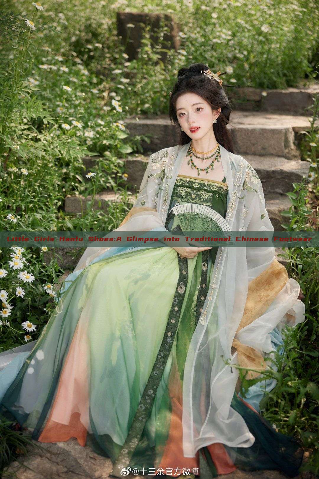 Little Girls Hanfu Shoes:A Glimpse into Traditional Chinese Footwear Little Girls Hanfu Shoes:A Glimpse into Traditional Chinese Footwear