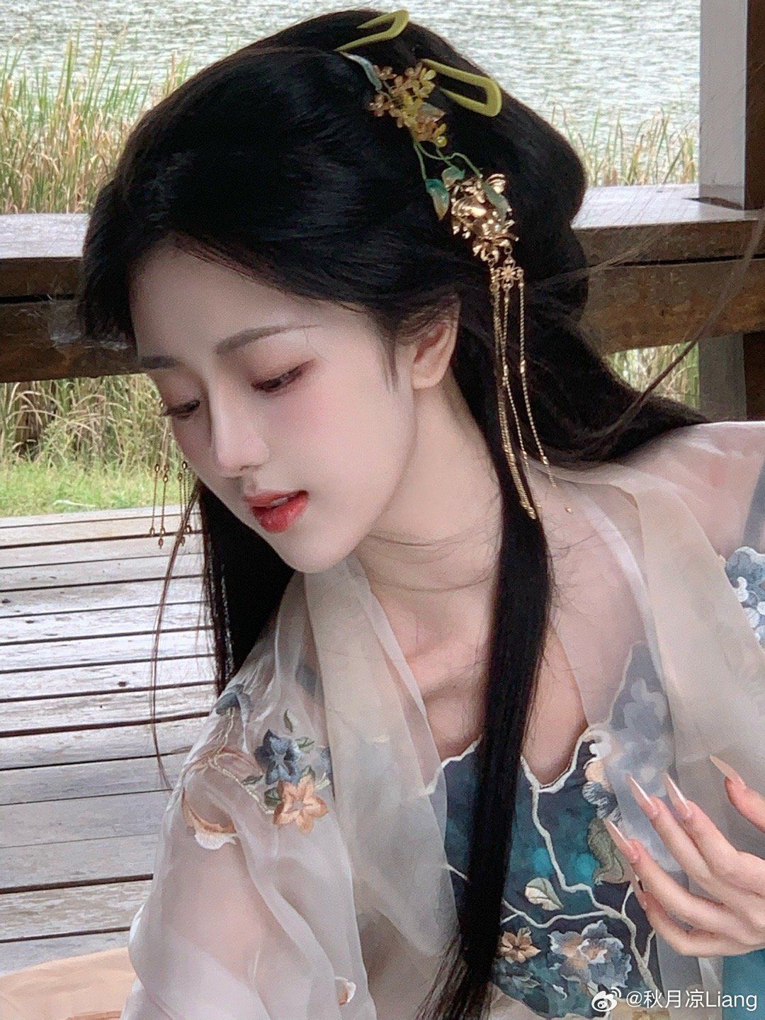 Dusty Memories:The Revival of Hanfu at Chenyu Hall Dusty Memories:The Revival of Hanfu at Chenyu Hall