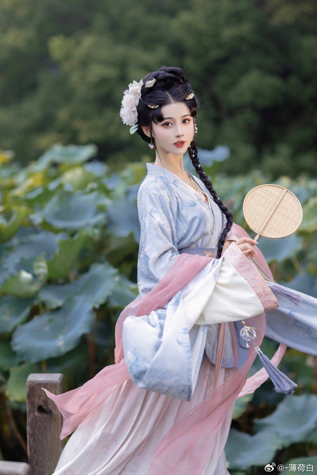 Pearl-Adorned Childrens Cheongsam:A Cultural Journey Pearl-Adorned Childrens Cheongsam:A Cultural Journey