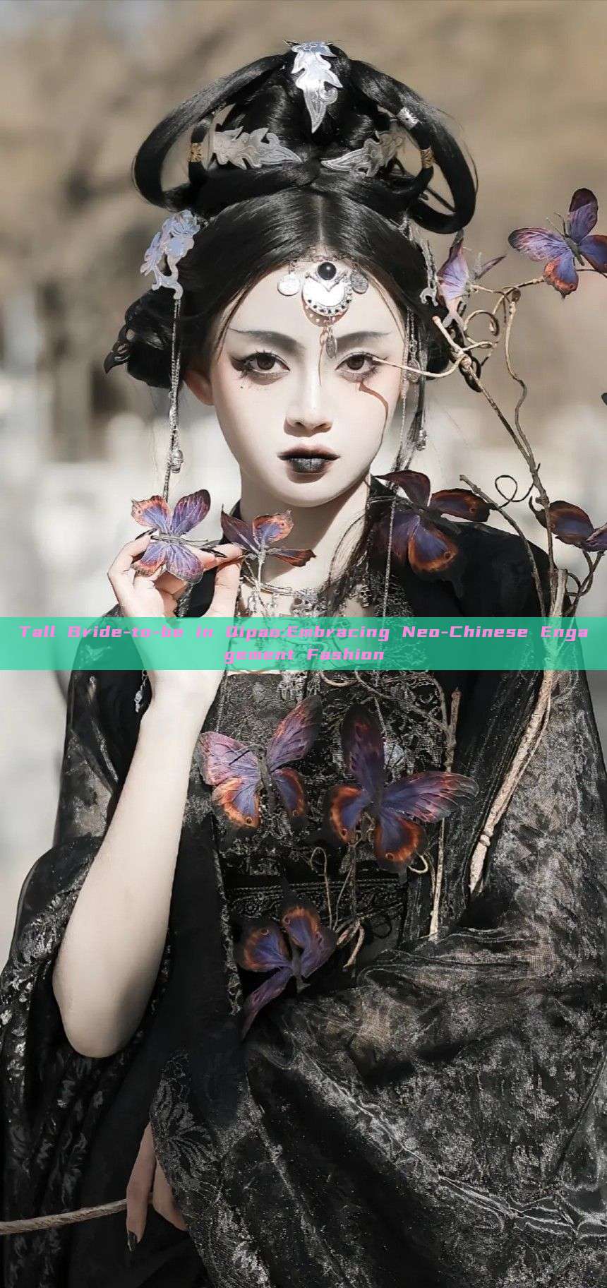 Tall Bride-to-be in Qipao:Embracing Neo-Chinese Engagement Fashion Tall Bride-to-be in Qipao:Embracing Neo-Chinese Engagement Fashion