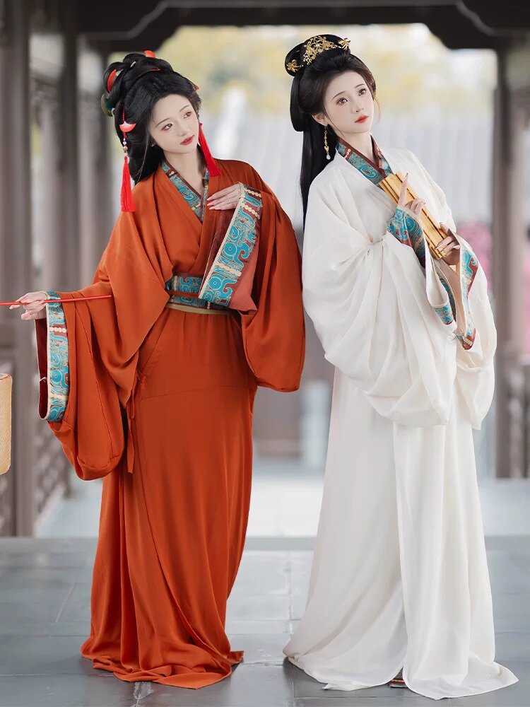 The Evolution of JK and Hanfu:Exploring the Fusion of Traditional and Modern Fashion The Evolution of JK and Hanfu:Exploring the Fusion of Traditional and Modern Fashion
