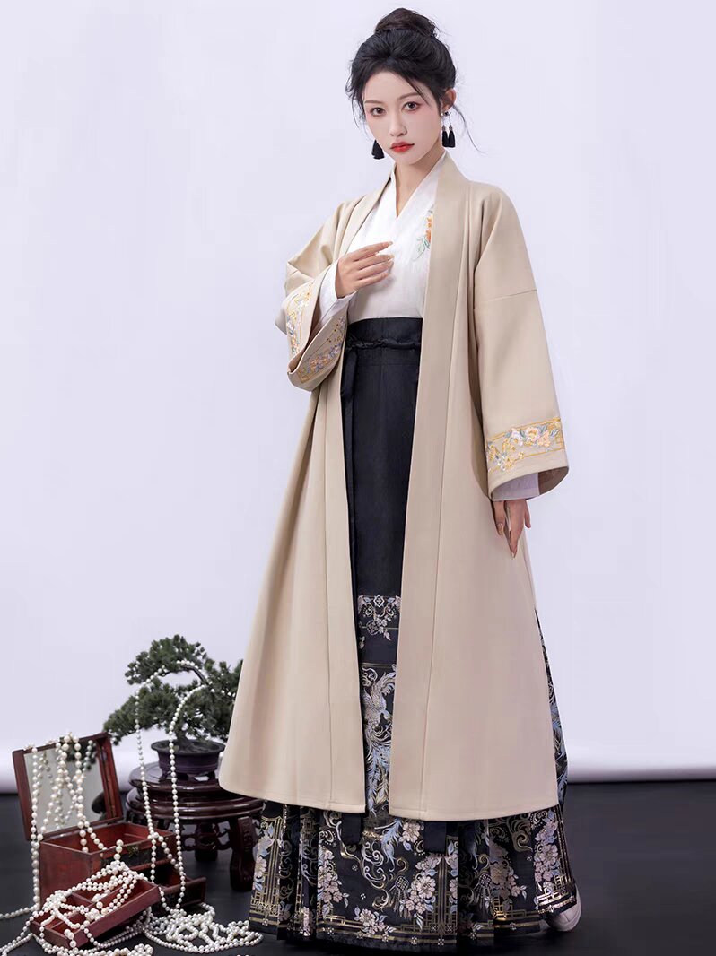 Chinese-Style Horseface Skirt Set for Summer