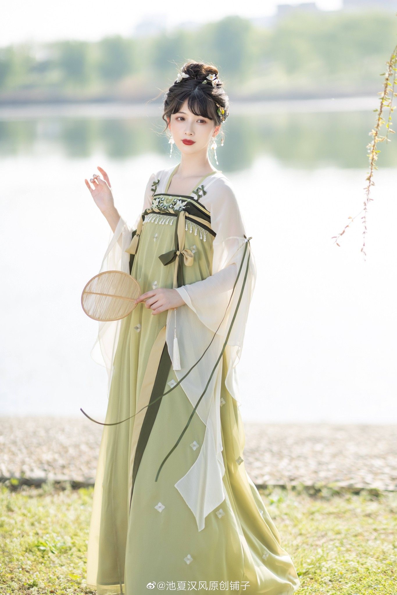 Princess Hanfu at 10:A Fairy-like Encounter Princess Hanfu at 10:A Fairy-like Encounter