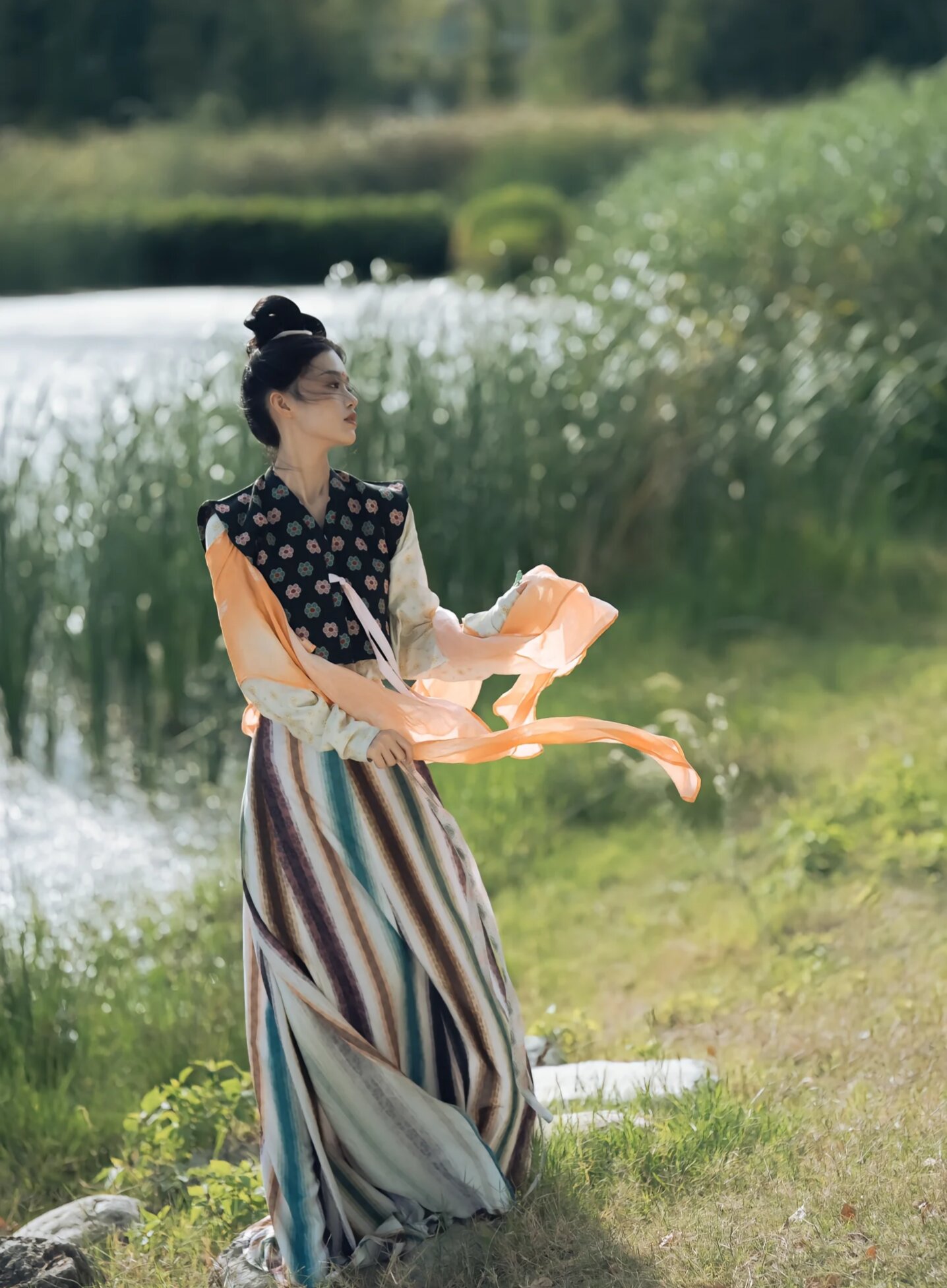 The Full-Placket Cheongsam:Preserving a Traditional Heritage The Full-Placket Cheongsam:Preserving a Traditional Heritage