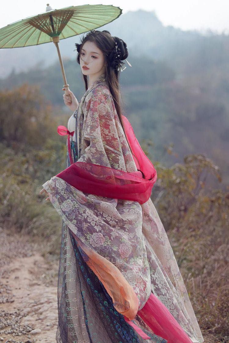 Summer Elegance in Hanfu:Ancient Chinese Beauty with a Fairy-like Touch for Women Summer Elegance in Hanfu:Ancient Chinese Beauty with a Fairy-like Touch for Women