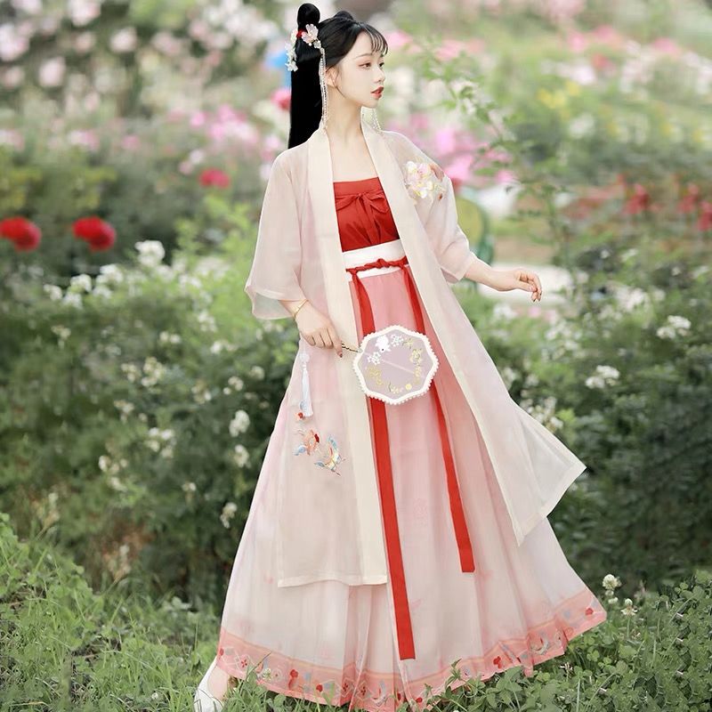 Charm of the Past:Exploring the Ancient Beauty of Immortal on Fire Costume Charm of the Past:Exploring the Ancient Beauty of Immortal on Fire Costume