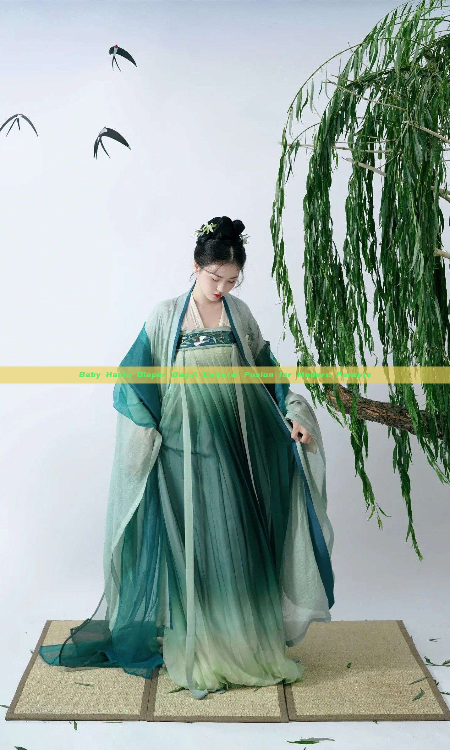 Baby Hanfu Diaper Bag:A Cultural Fusion for Modern Parents