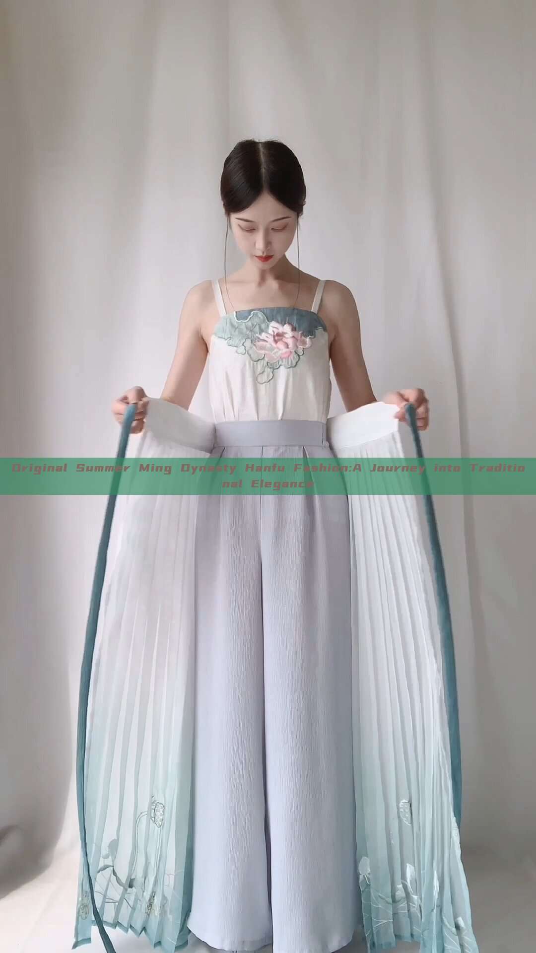 Original Summer Ming Dynasty Hanfu Fashion:A Journey into Traditional Elegance Original Summer Ming Dynasty Hanfu Fashion:A Journey into Traditional Elegance
