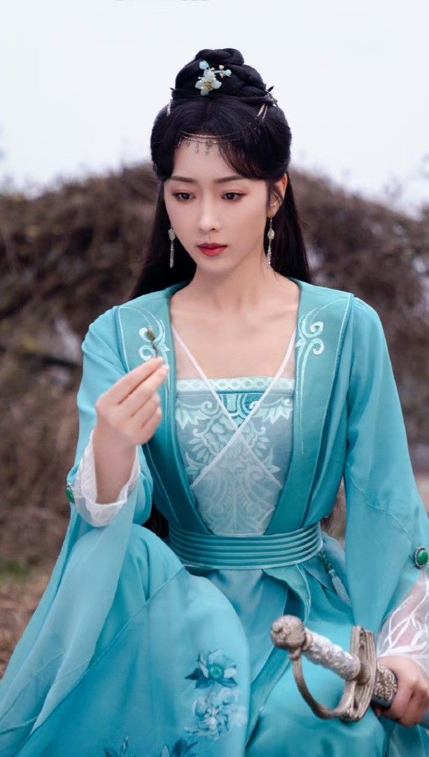 Vintage Tang-Style Womens Blouse:A Blend of Tradition and Modernity Vintage Tang-Style Womens Blouse:A Blend of Tradition and Modernity