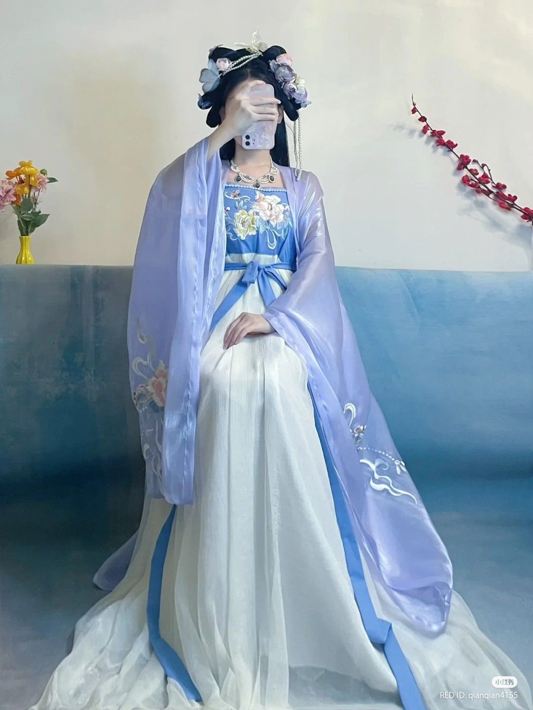 Classic Dance Cheongsam with Net Fabric:A Blend of Tradition and Elegance Classic Dance Cheongsam with Net Fabric:A Blend of Tradition and Elegance
