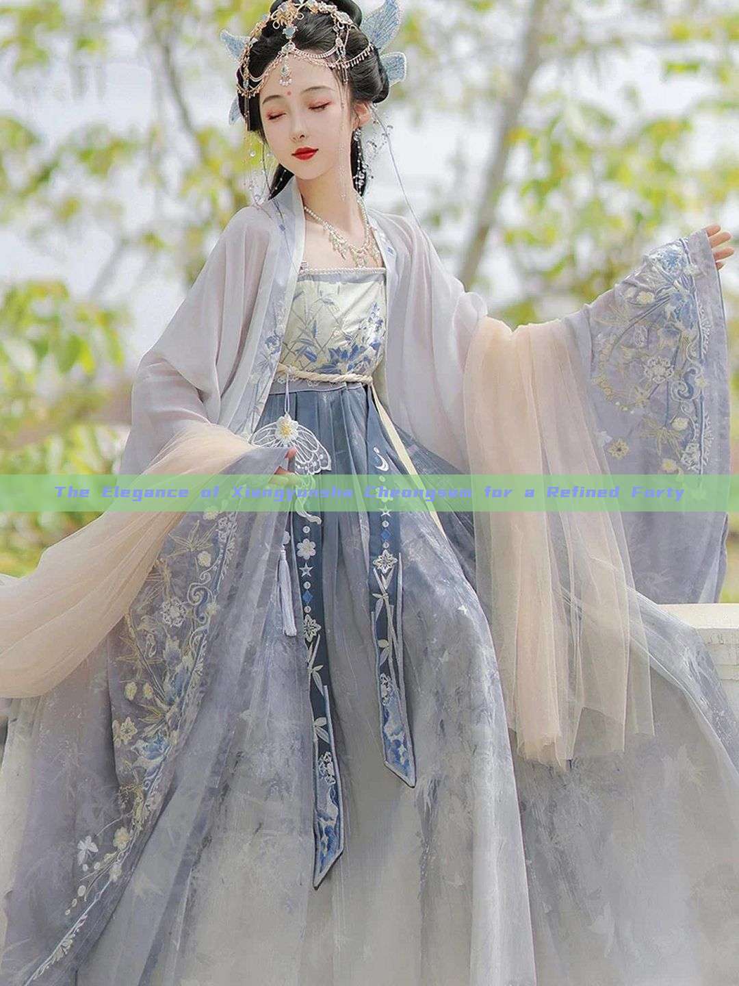 The Elegance of Xiangyunsha Cheongsam for a Refined Forty The Elegance of Xiangyunsha Cheongsam for a Refined Forty