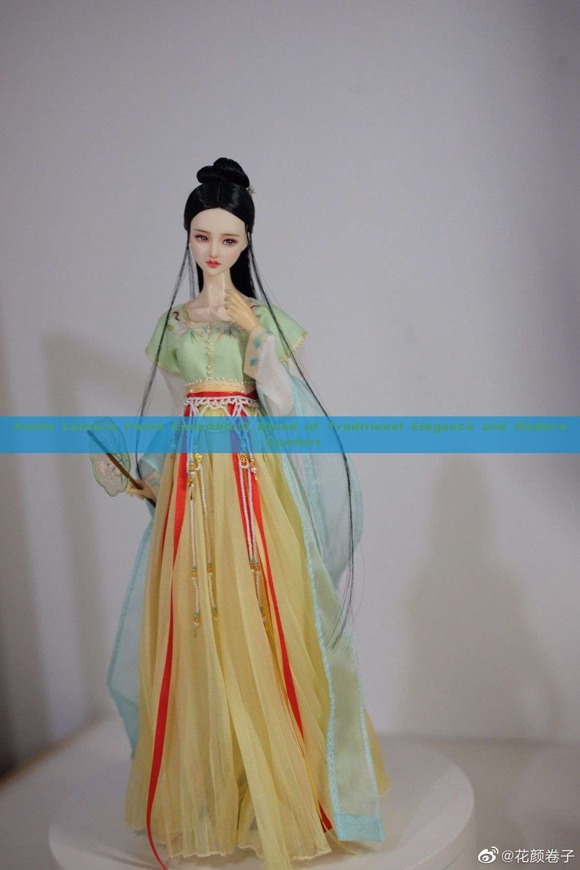 Hanfu Lantern Pants Ensemble:A Blend of Traditional Elegance and Modern Comfort