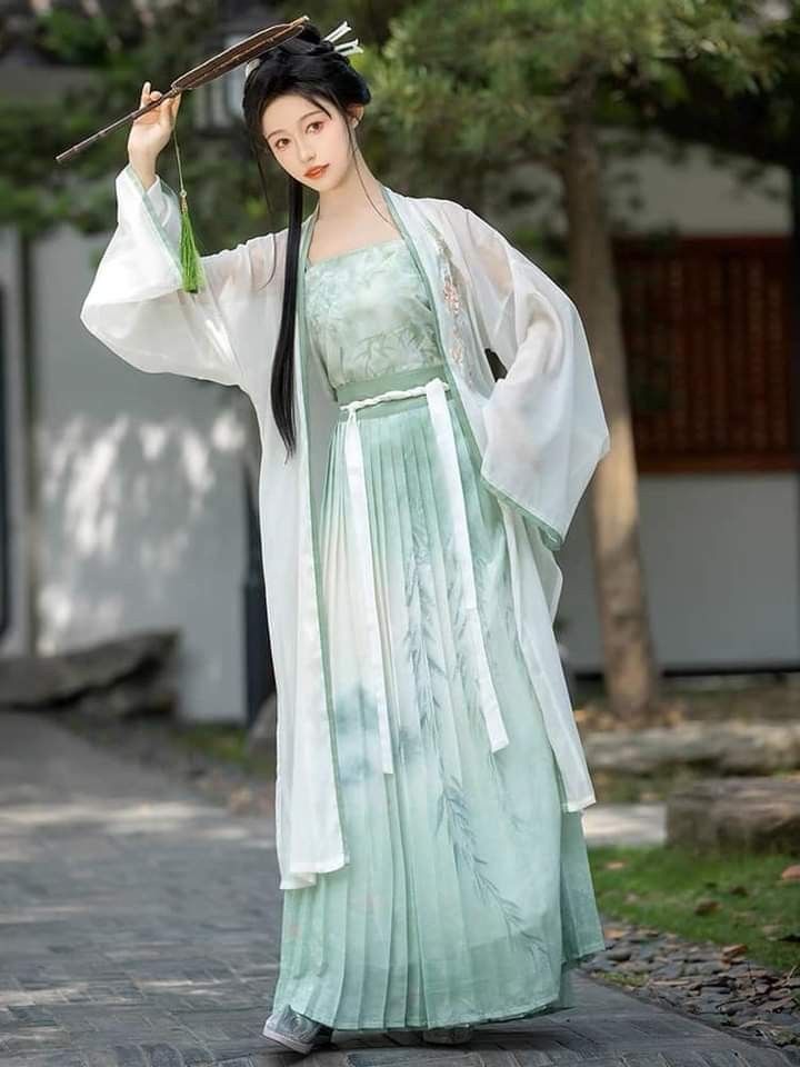 The杏色Blouse and the Horseface Skirt:A Fashionable Pairing The杏色Blouse and the Horseface Skirt:A Fashionable Pairing