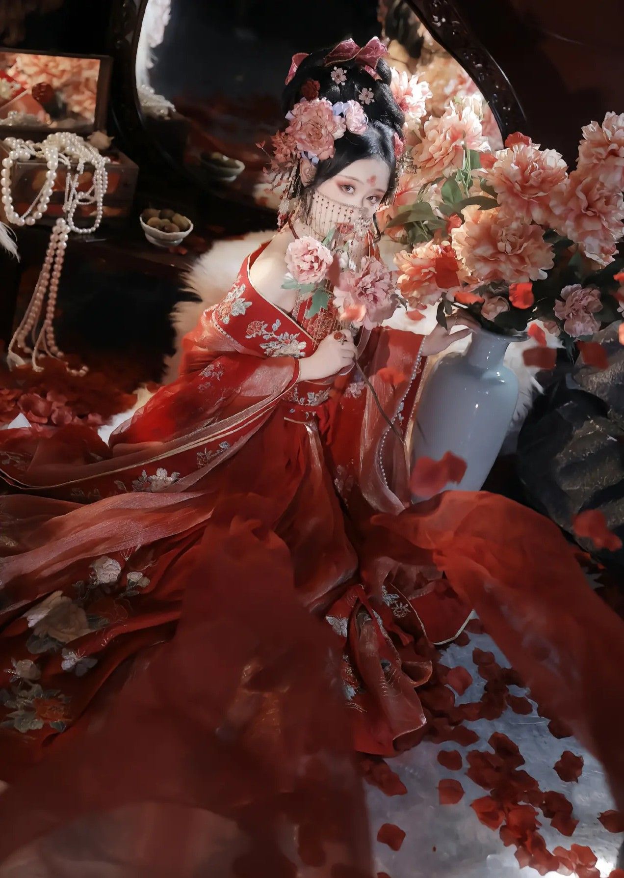 The Enchanting Beauty of Hanfu:Qiyao Style with a Fairy-like Touch for Women The Enchanting Beauty of Hanfu:Qiyao Style with a Fairy-like Touch for Women