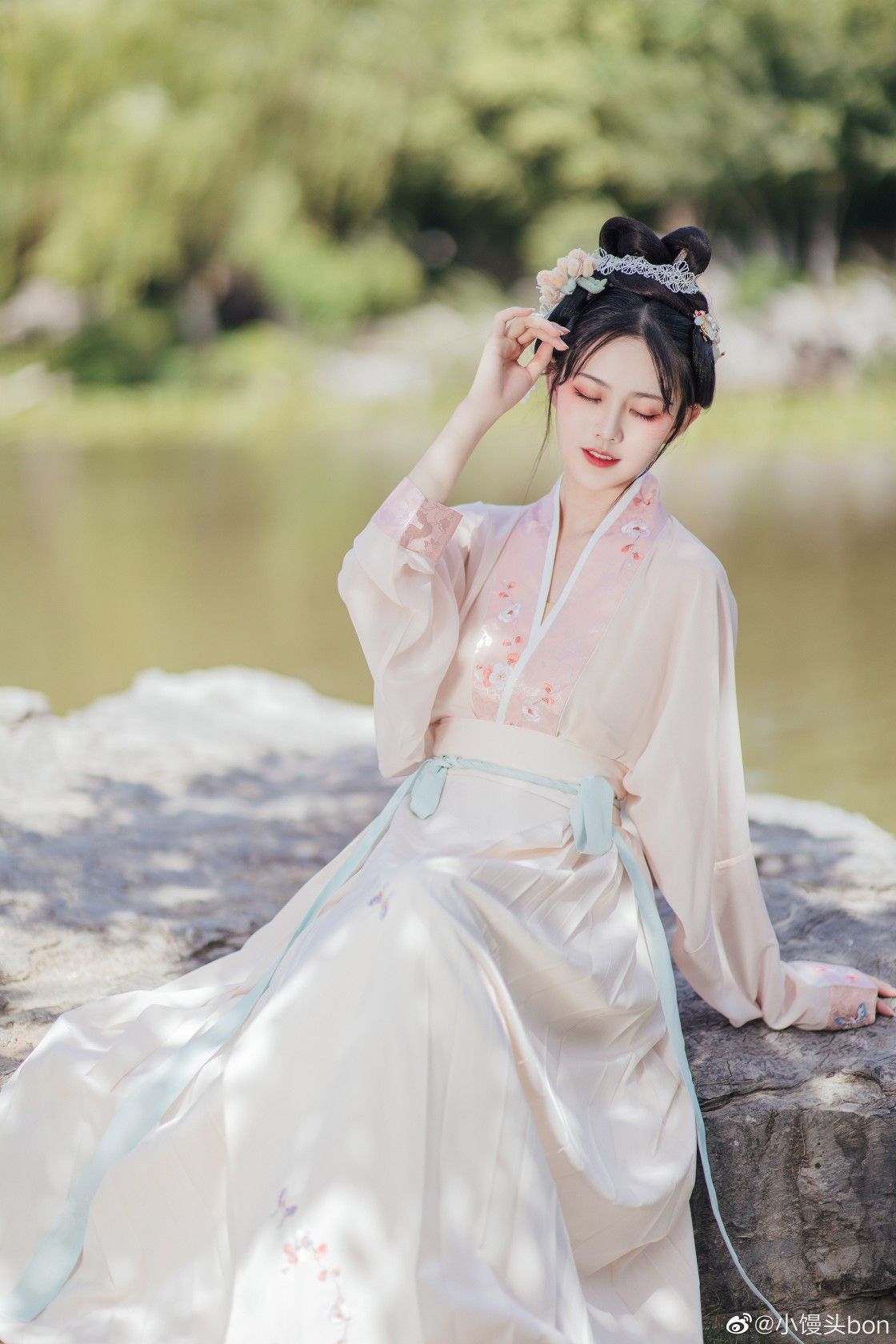 Autumn and Winter Coats for Girls to Pair with Cheongsam Qipao Autumn and Winter Coats for Girls to Pair with Cheongsam Qipao