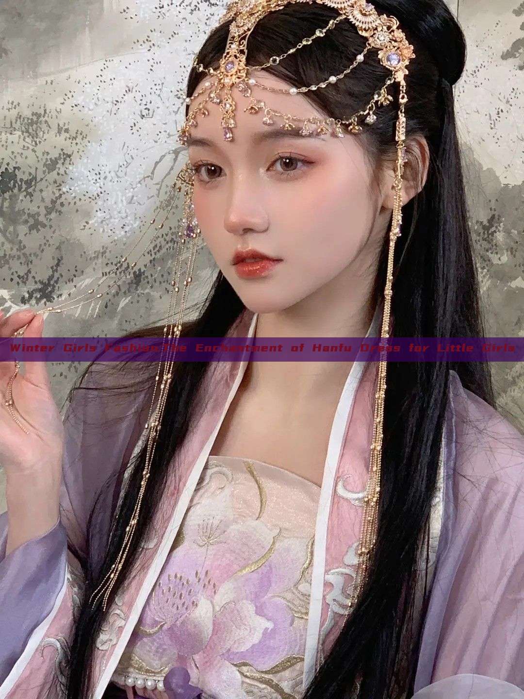 Winter Girls Fashion:The Enchantment of Hanfu Dress for Little Girls Winter Girls Fashion:The Enchantment of Hanfu Dress for Little Girls