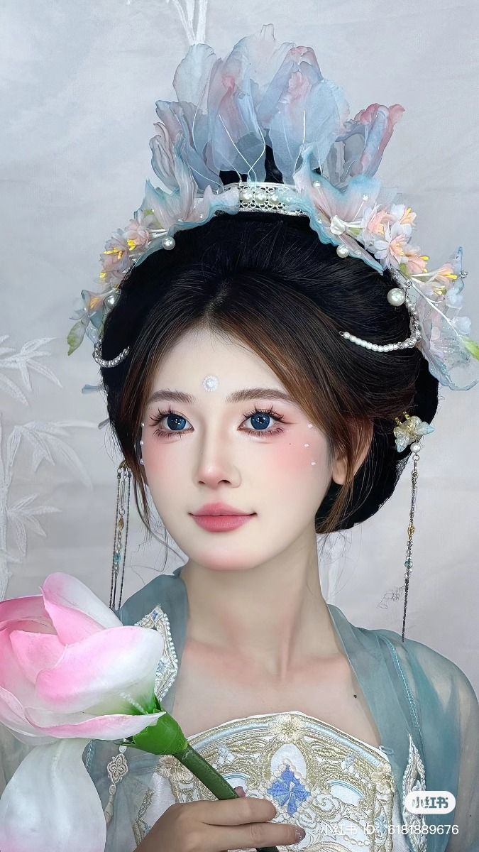 Ancient Beauty in Modern Times:The Rise of Traditional Chinese Hanfu Sleepwear for Women Ancient Beauty in Modern Times:The Rise of Traditional Chinese Hanfu Sleepwear for Women