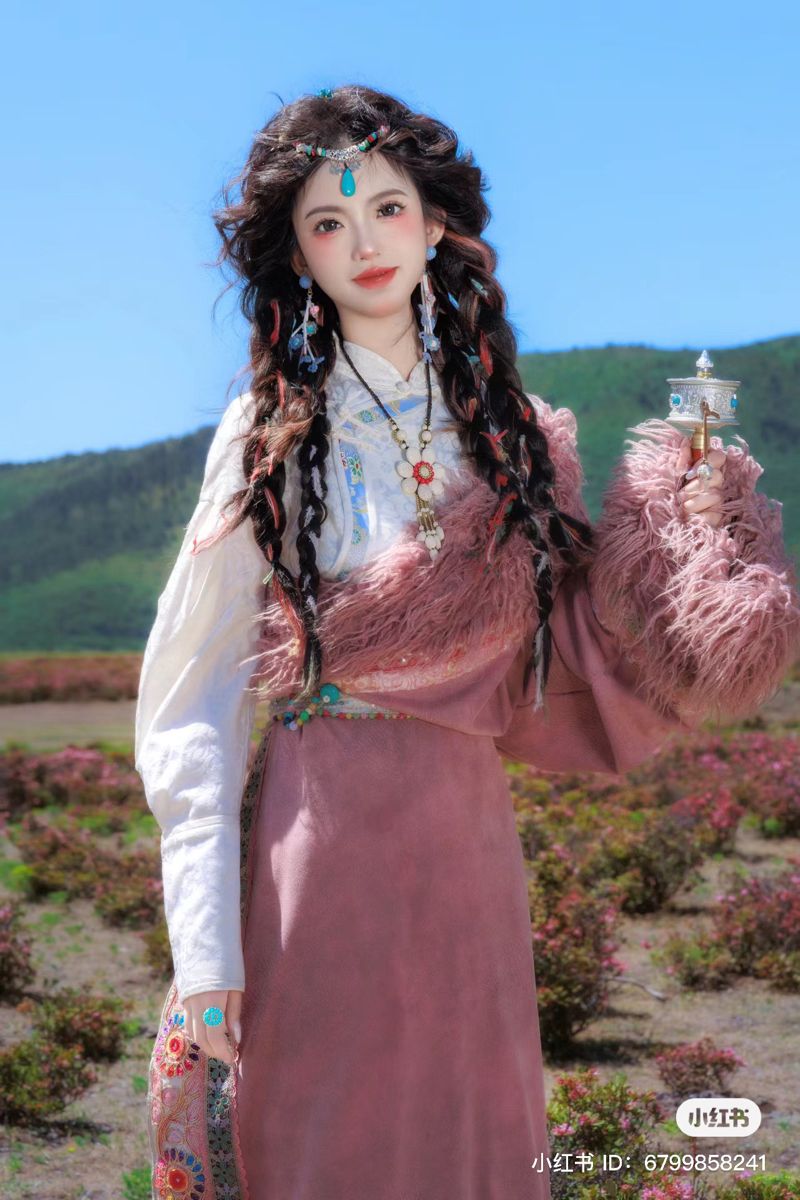A Journey into the World of Adult-Elementary School Students仙气化汉服:A Complete Outfit Guide A Journey into the World of Adult-Elementary School Students仙气化汉服:A Complete Outfit Guide