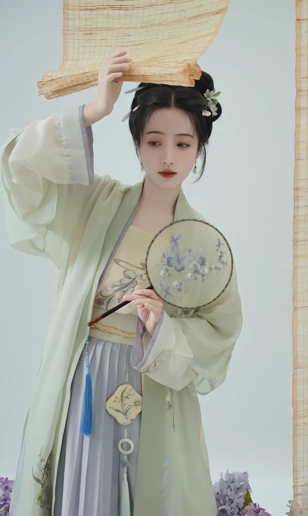 Chinese-Style Girls Dress:The Charm of Cheongsam Skirts