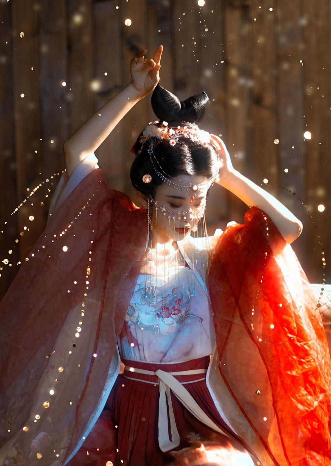 The Splendor of Silk Satin Cheongsam:A Blend of Tradition and Elegance The Splendor of Silk Satin Cheongsam:A Blend of Tradition and Elegance