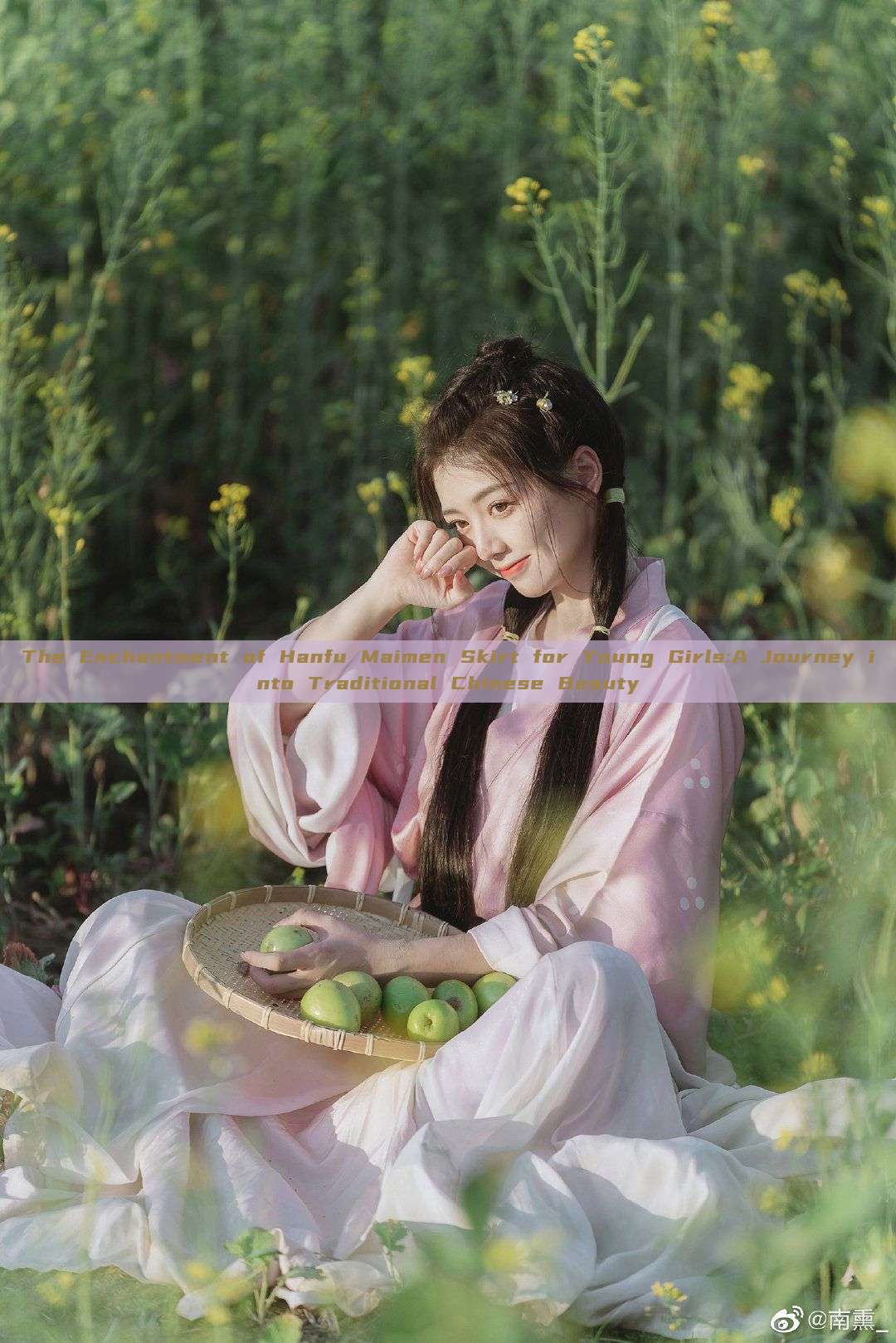 The Enchantment of Hanfu Maimen Skirt for Young Girls:A Journey into Traditional Chinese Beauty The Enchantment of Hanfu Maimen Skirt for Young Girls:A Journey into Traditional Chinese Beauty