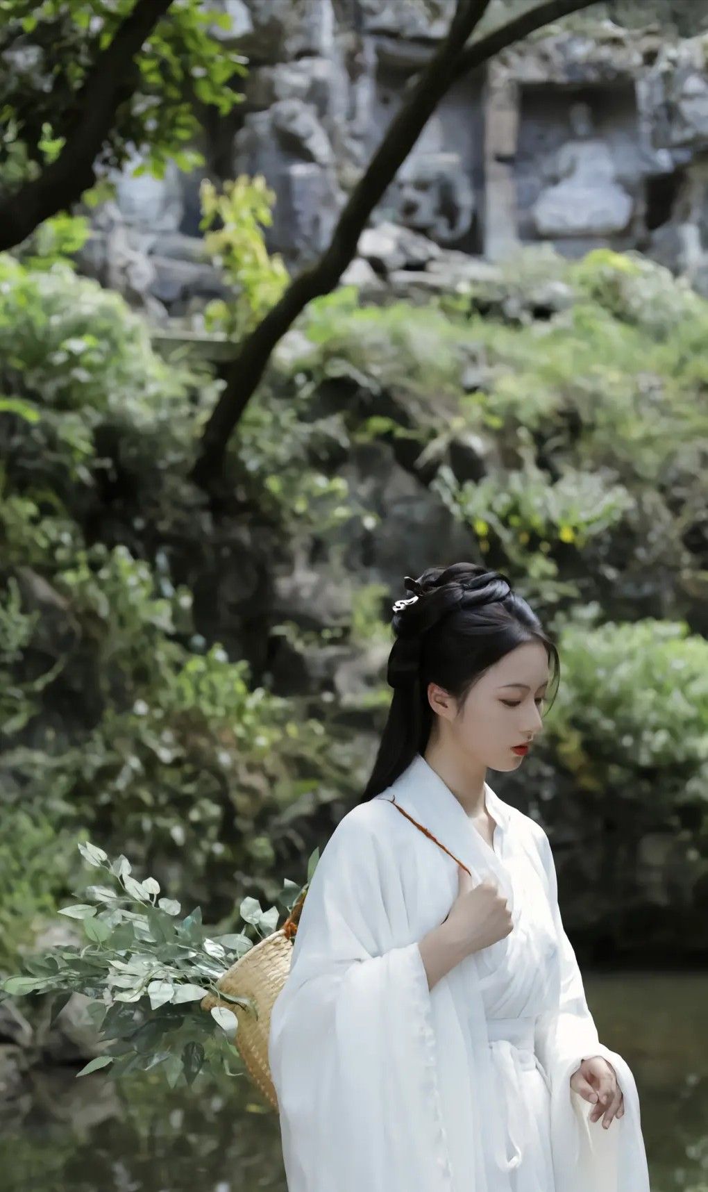 Enchanting Summer Fashion:Adult Womens Traditional Chinese Hanfu Costumes in a Modern Twist Enchanting Summer Fashion:Adult Womens Traditional Chinese Hanfu Costumes in a Modern Twist