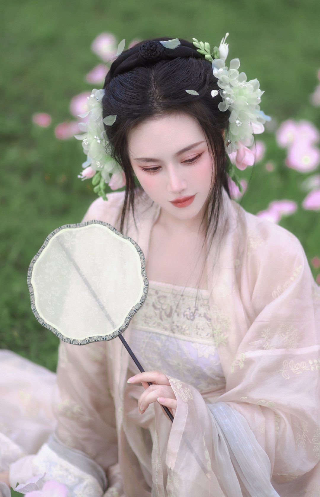 Plus-Size Womens Ma-Tai Skirt:Embracing the Beauty of Traditional Elegance