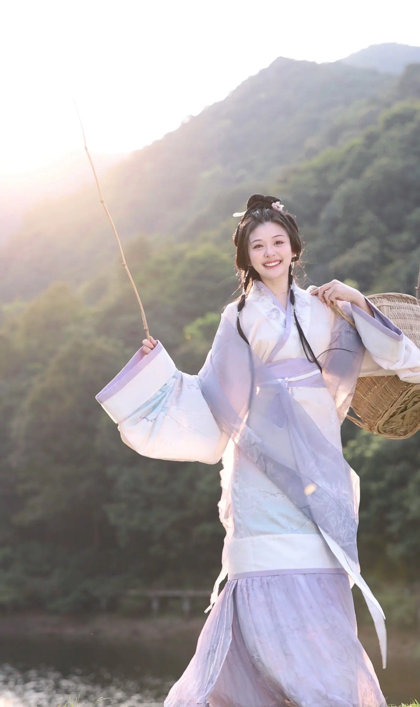 Hanfu Clothes Hangers with Clamps:A Comprehensive Guide