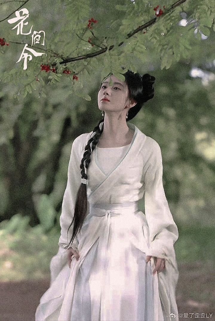 Embracing Modernity in 2024:Innovations in the Revival of the Cheongsam Dress Embracing Modernity in 2024:Innovations in the Revival of the Cheongsam Dress