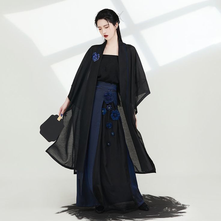 Elegance of Simple Tang-Style Hanfu:The Unadorned Charm of Traditional Chinese Clothing Elegance of Simple Tang-Style Hanfu:The Unadorned Charm of Traditional Chinese Clothing