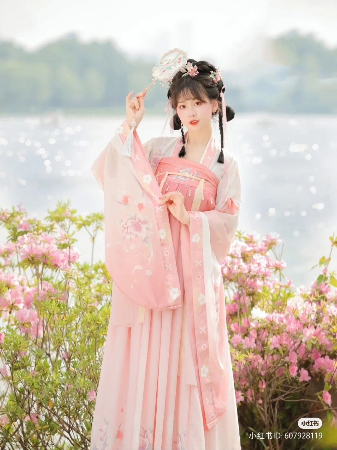 A Tale of Hanfu Dress for Eight-Year-Old Girls:The Charm of Traditional Beauty in a Skirt of Dreams A Tale of Hanfu Dress for Eight-Year-Old Girls:The Charm of Traditional Beauty in a Skirt of Dreams