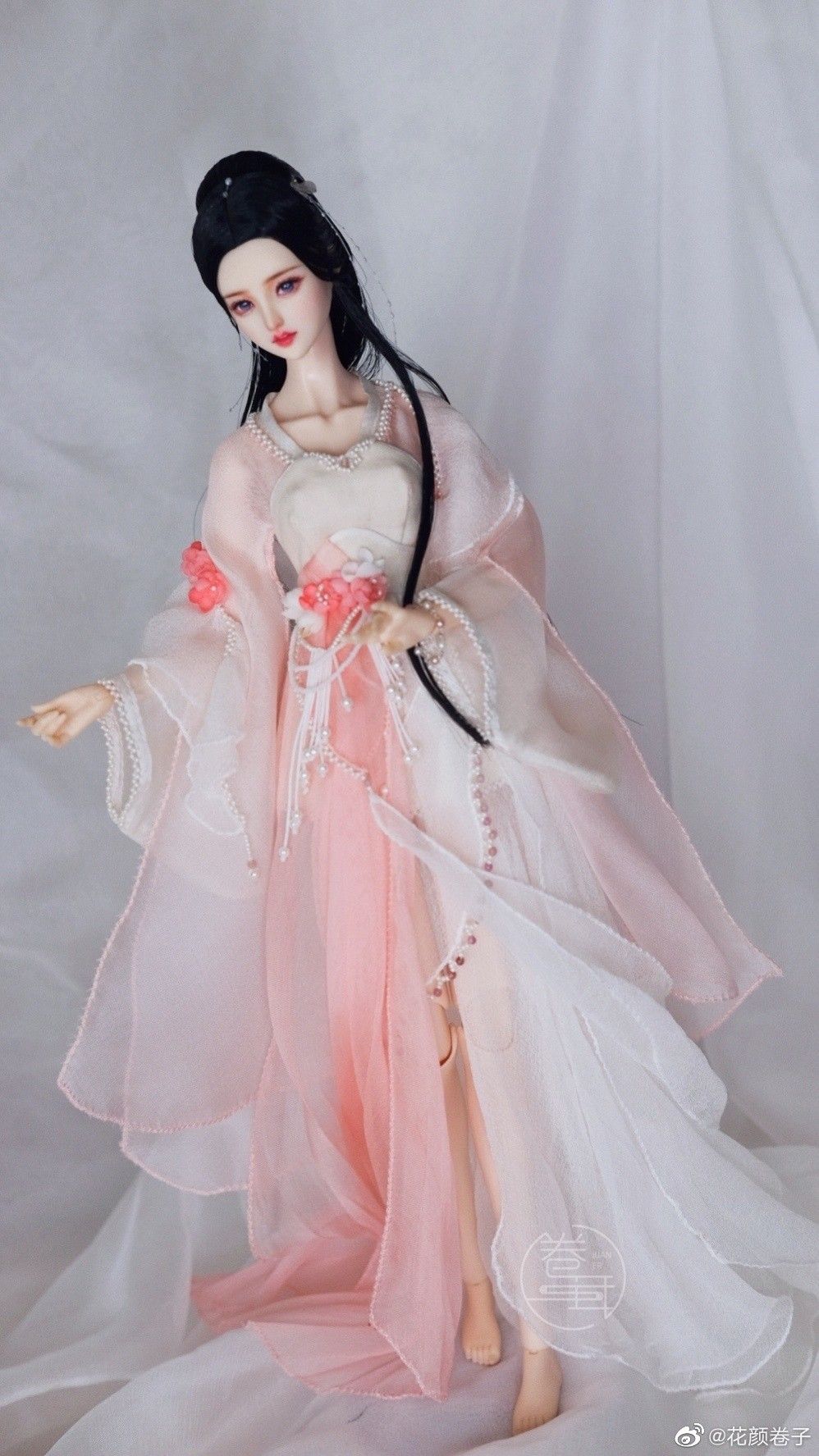 Winter Ma-Noon Engagement Dress:A Guide to the Traditional Korean Horseface Skirt for the Bride Winter Ma-Noon Engagement Dress:A Guide to the Traditional Korean Horseface Skirt for the Bride