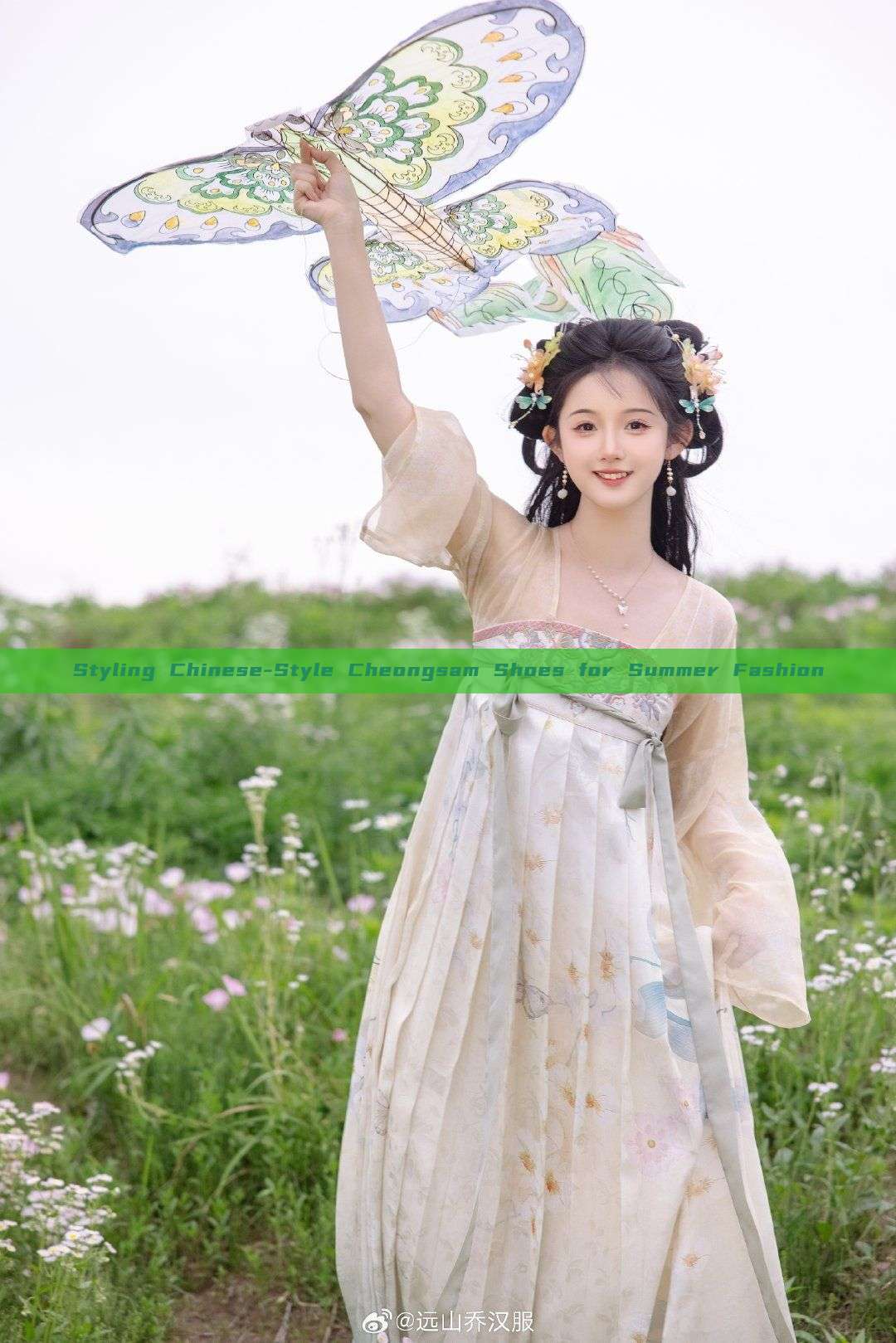 Styling Chinese-Style Cheongsam Shoes for Summer Fashion Styling Chinese-Style Cheongsam Shoes for Summer Fashion