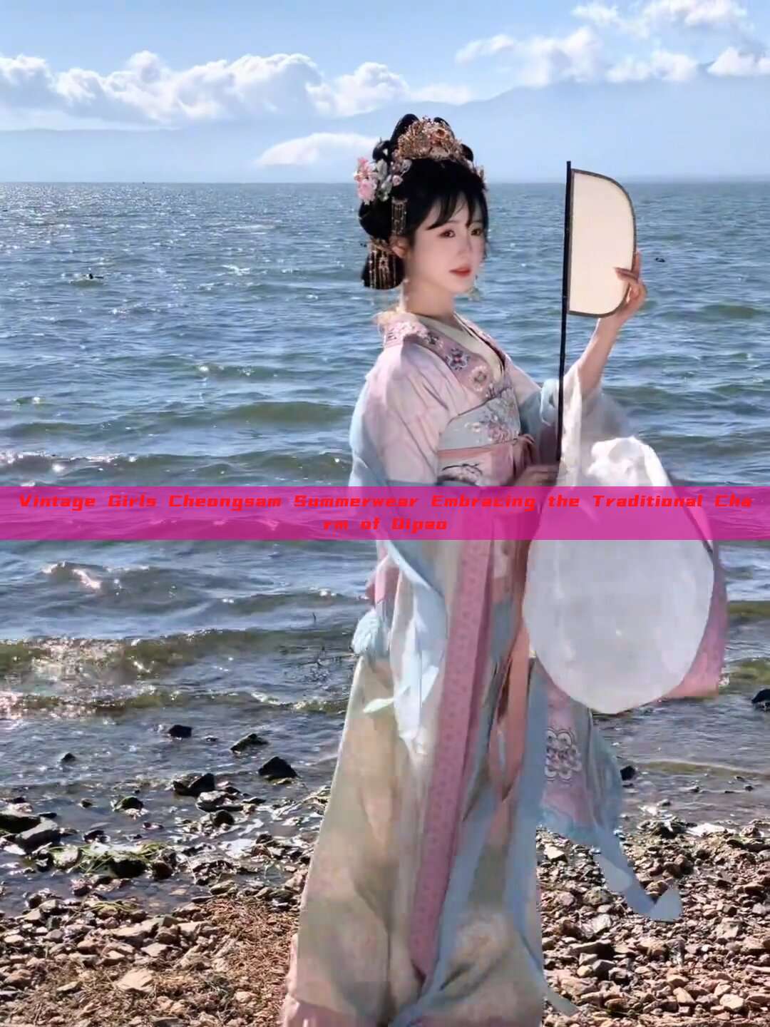 Vintage Girls Cheongsam Summerwear Embracing the Traditional Charm of Qipao